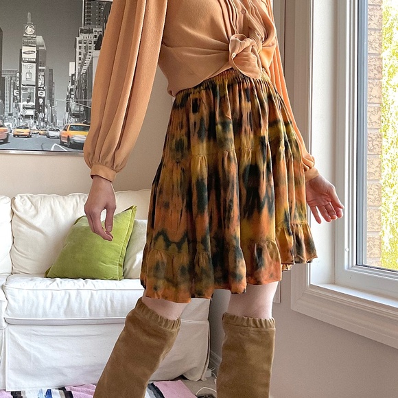 Bohemian tie dye tiered skirt - Picture 3 of 12